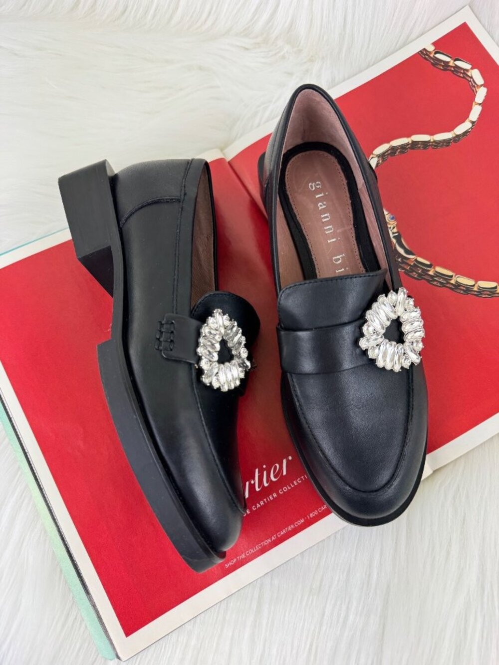 Women’s Gianni Bini Black Leather Jeweled Brooch Loafers US 6.5M Low Block Heel